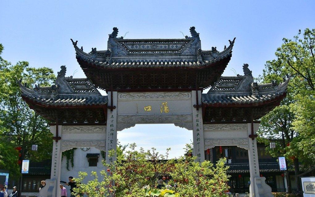 爱吃越南和广西火龙果,吃了火龙果尿液变红,却不是因为花青素?